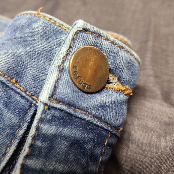 Refuge light wash skinny jeans - Picture 3 of 6